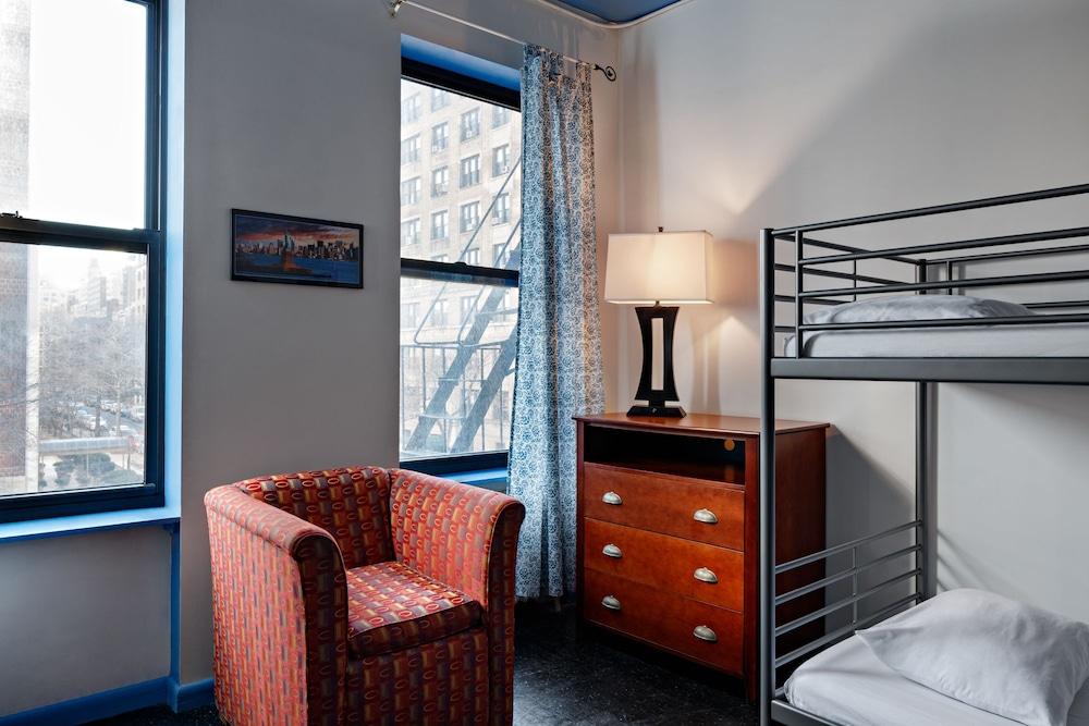 Central Park West Hostel photo 11