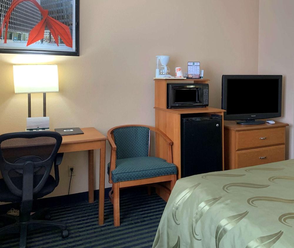 Quality Inn Ottawa near Starved Rock State Park photo 27