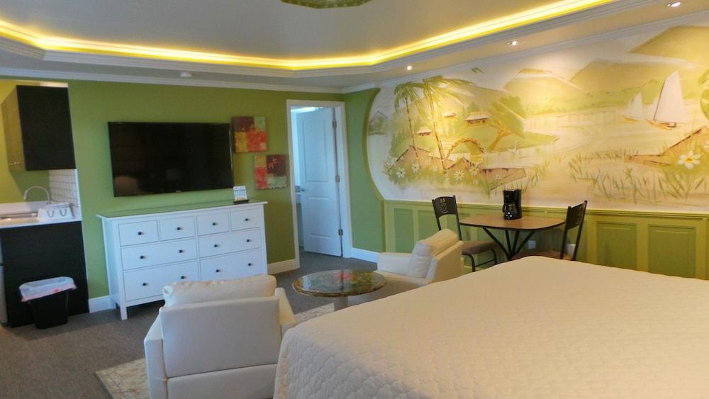 Island House Hotel photo 4