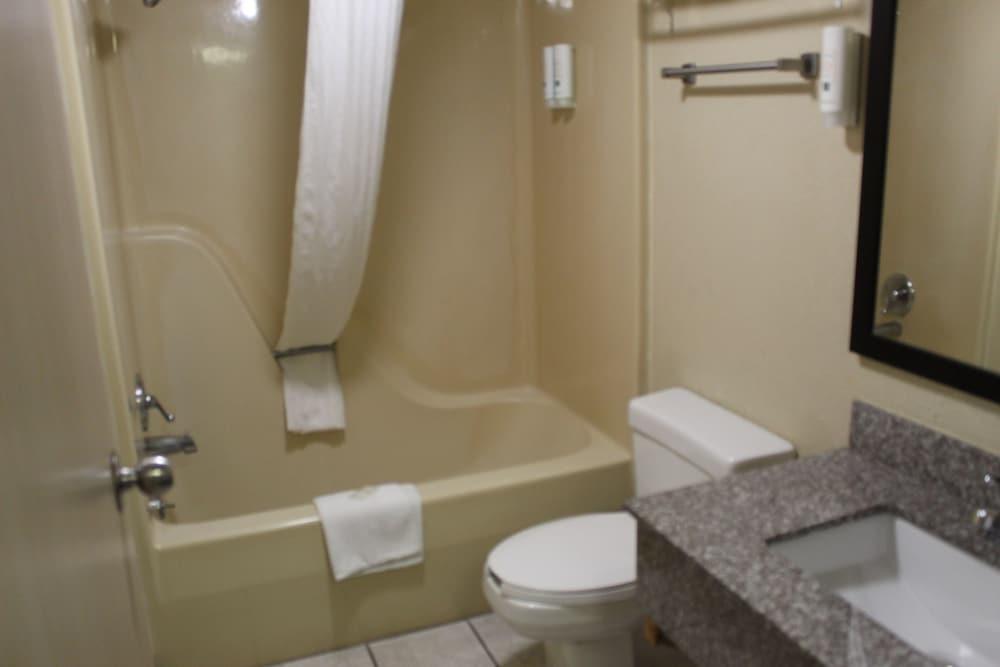 Quality Inn Conway - Greenbrier photo 14