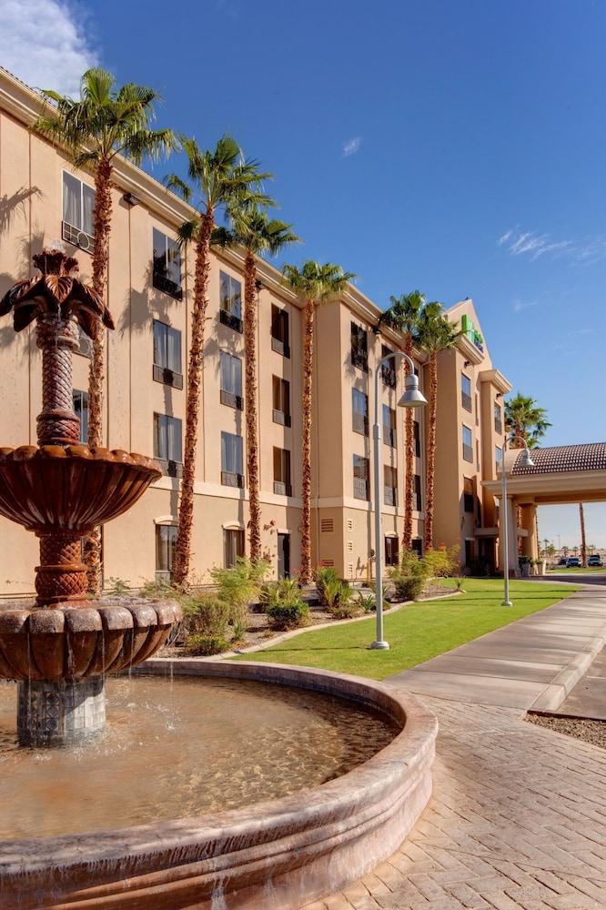 Holiday Inn Express & Suites Yuma by IHG photo 35