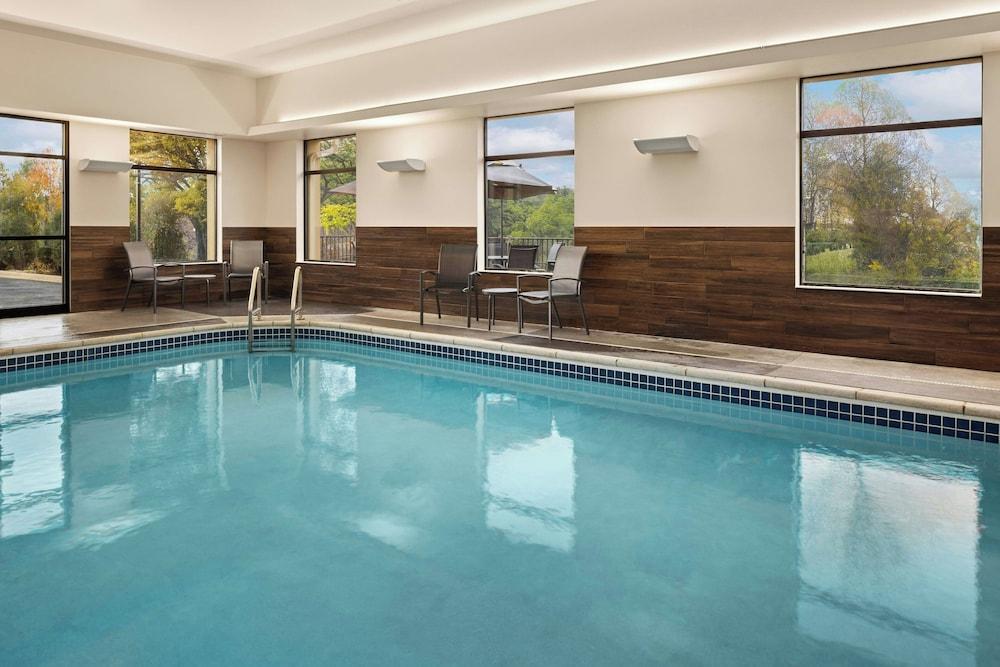 Fairfield Inn & Suites by Marriott Cedar Rapids North photo 25