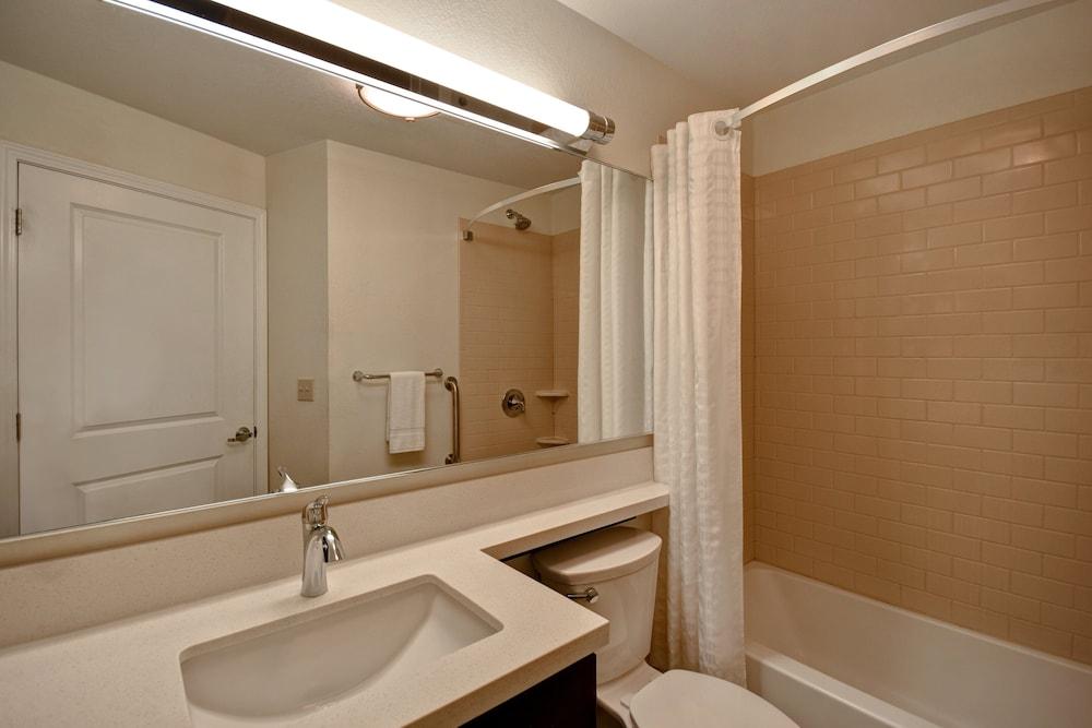 Candlewood Suites St. Clairsville by IHG photo 32