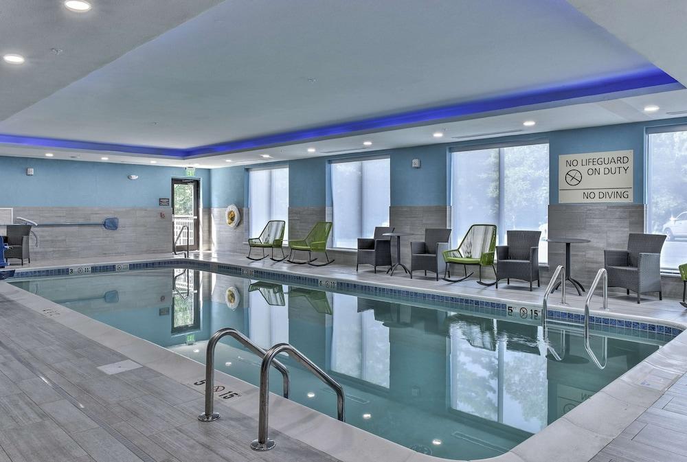 Hampton Inn & Suites Keene photo 6
