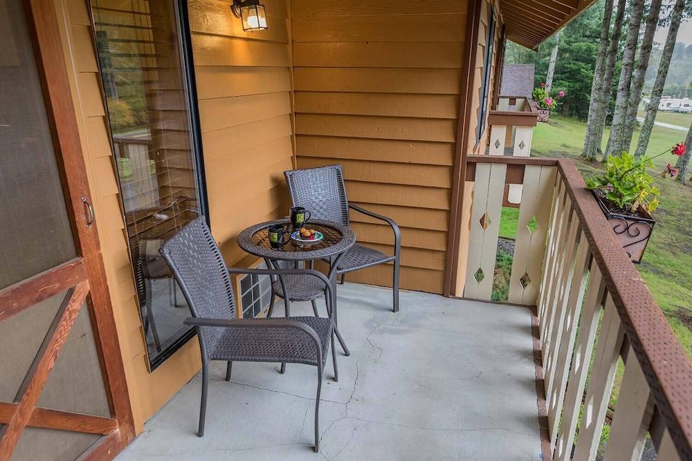 Nisqually Lodge photo 7