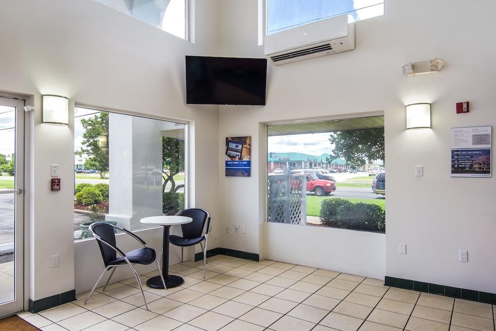 Motel 6 Pensacola, FL - NAS photo 3
