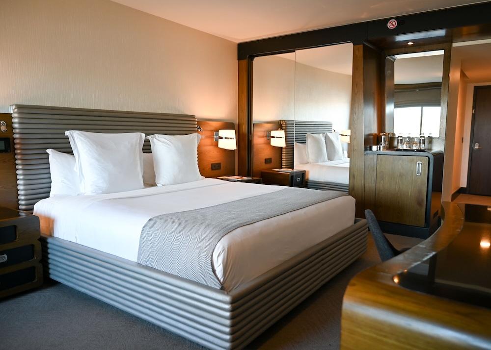 The Watergate Hotel photo 68