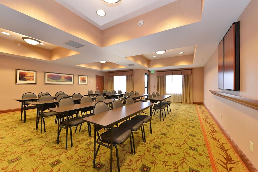 Holiday Inn Express Rawlins by IHG photo 35