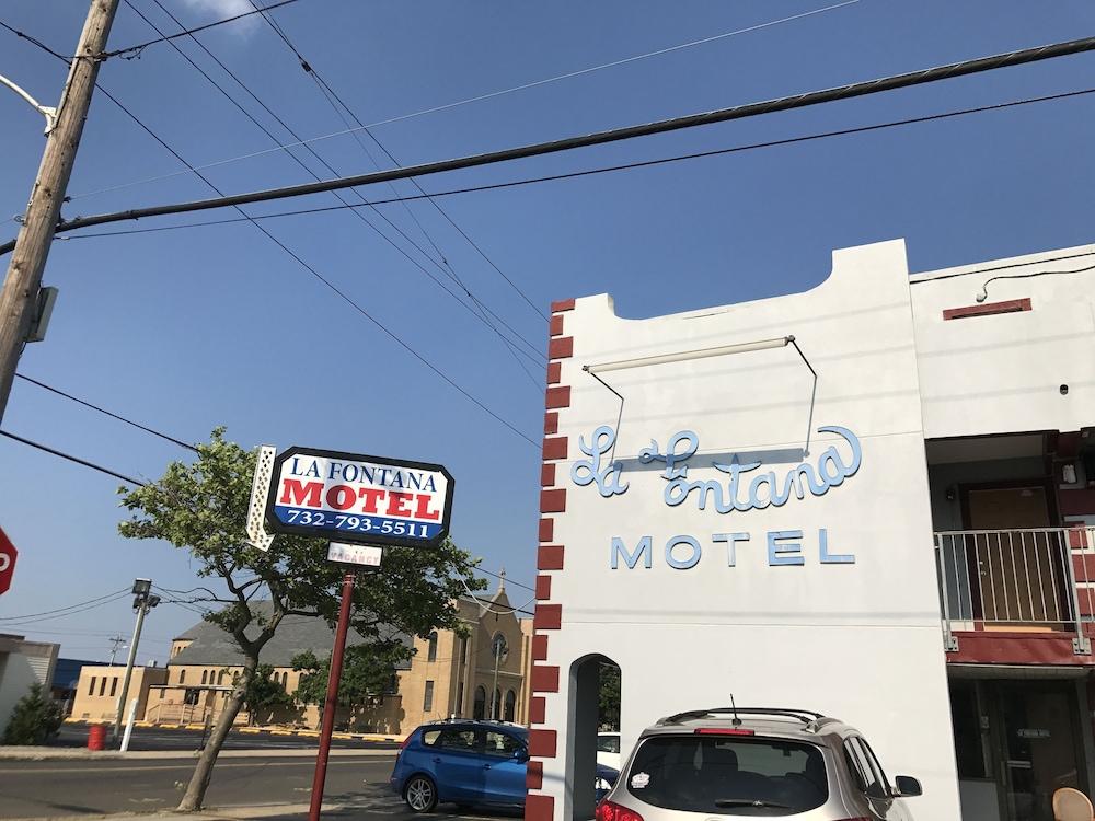 La Fontana Motel photo 16