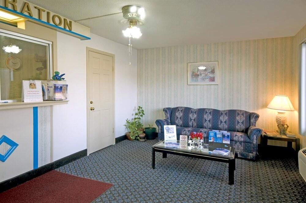 Americas Best Value Inn Roxboro photo 2