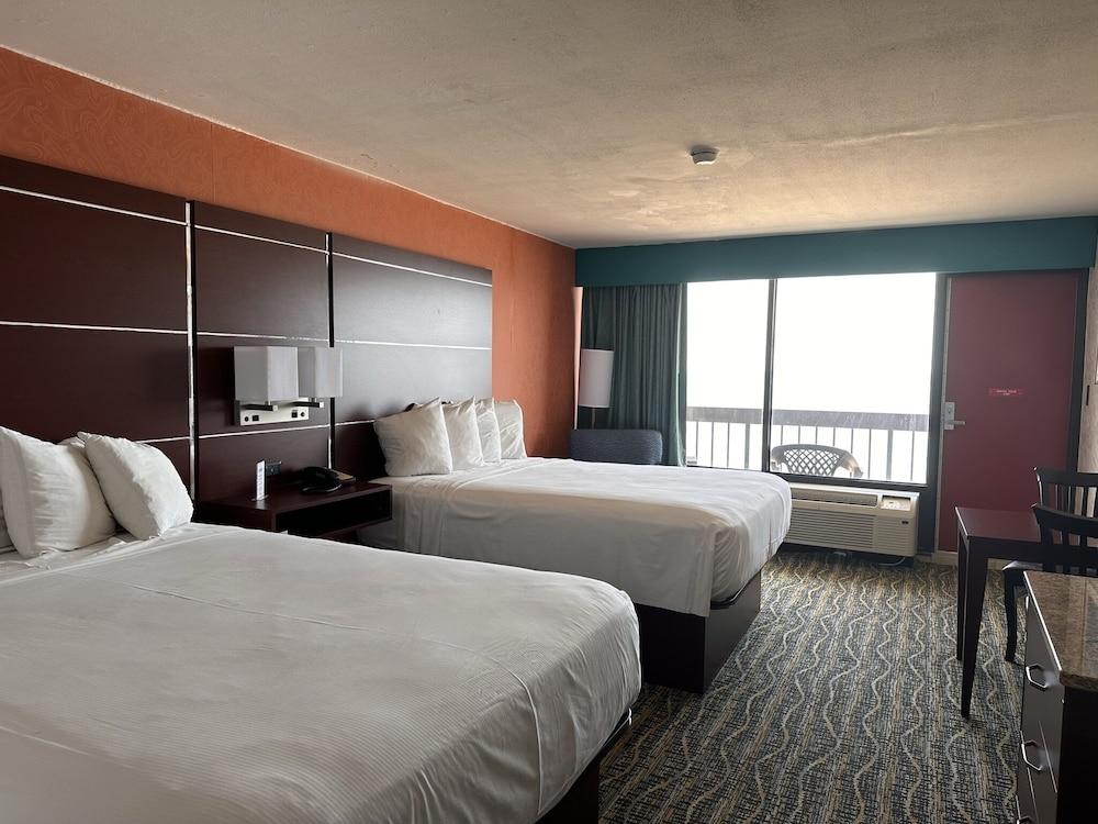 Breakers Resort Inn photo 27