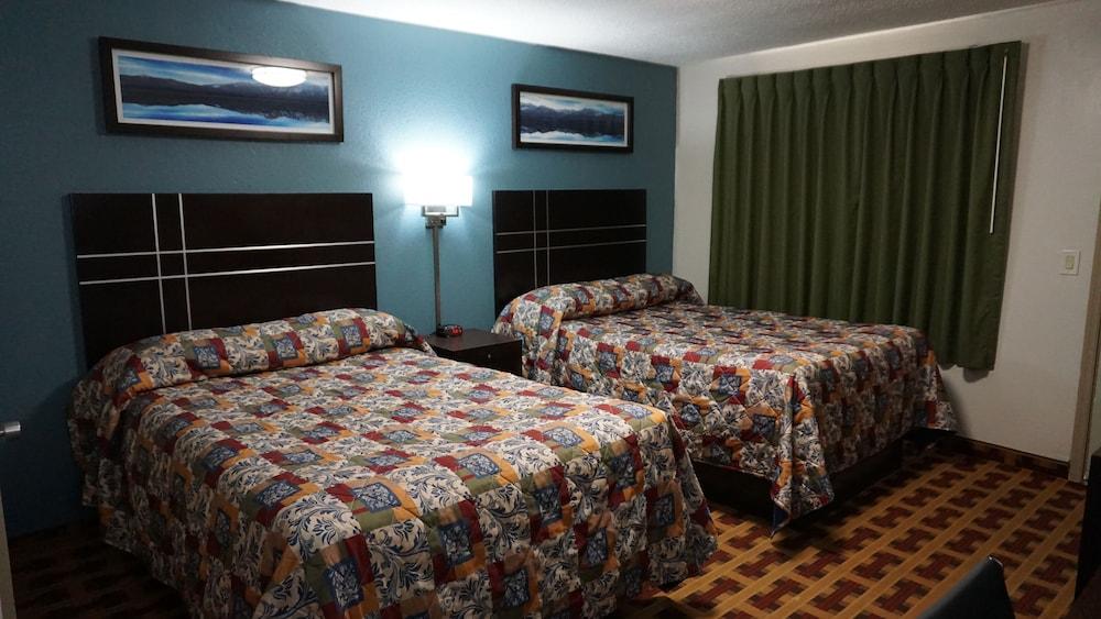 Lodge Inn photo 14