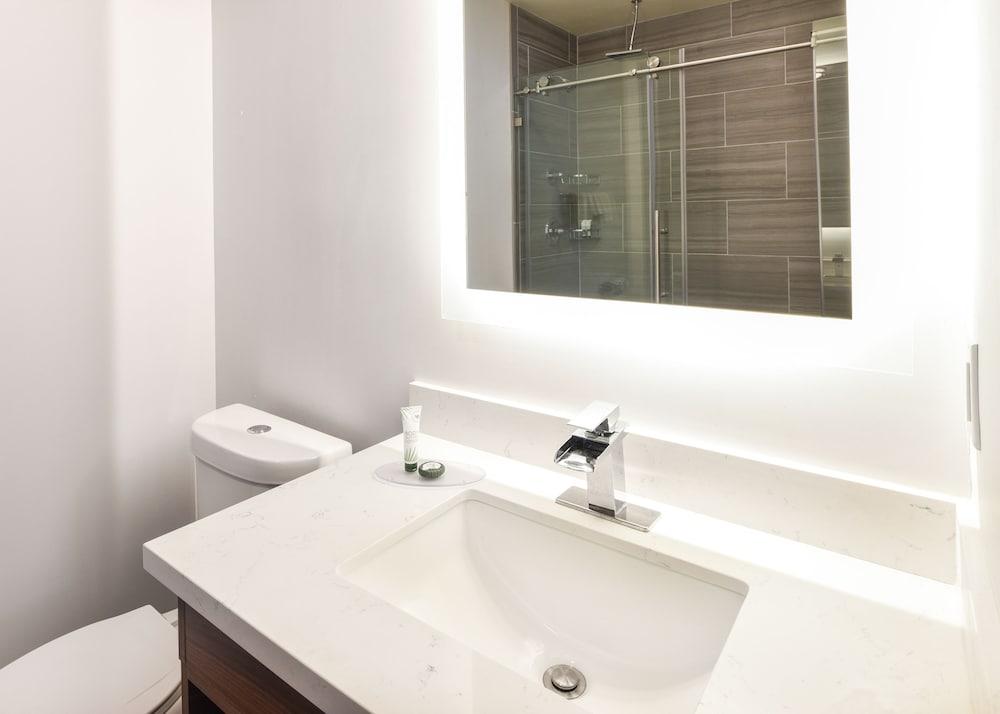 Parkside Inn Anaheim photo 13