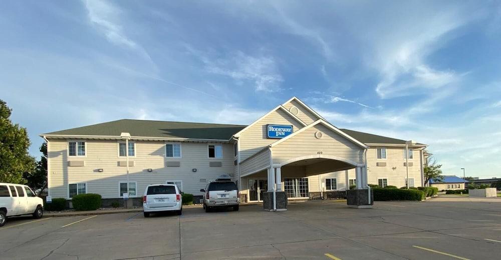 Rodeway Inn Salina North photo 14