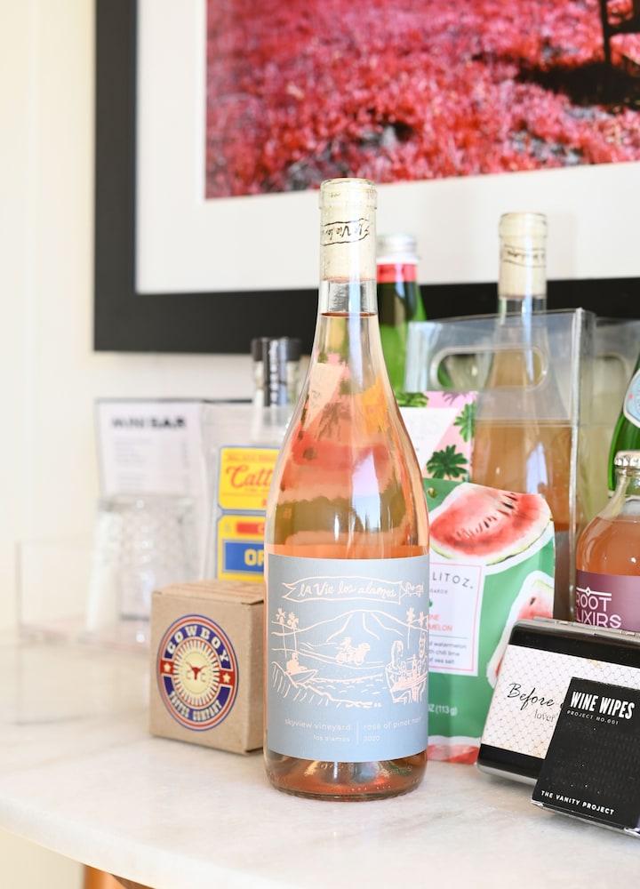 Skyview Hotel - 21 & Over Pool photo 12