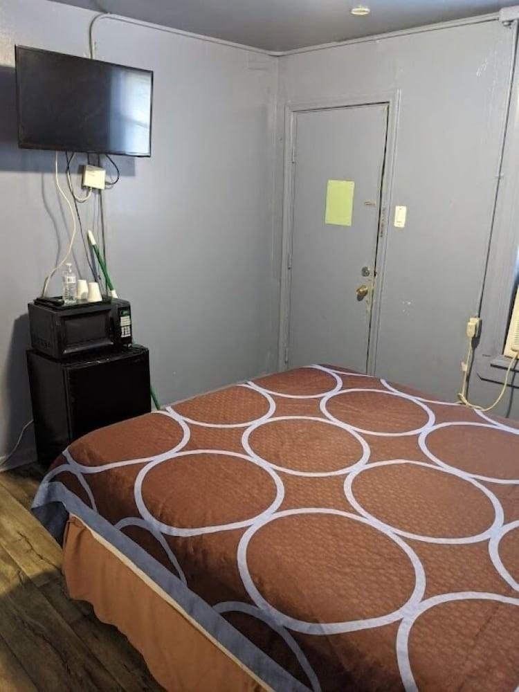 Moonlight Motel photo 6