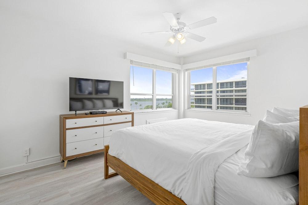The Ambassador Hotel photo 32