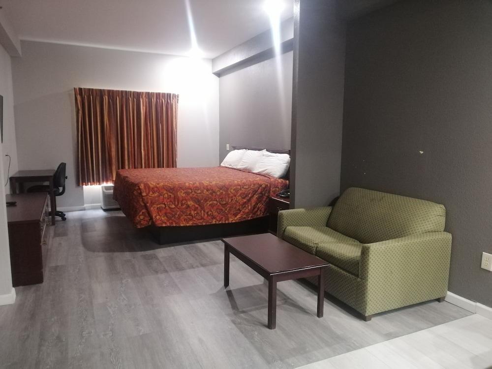 Royal Inn & Suite photo 5