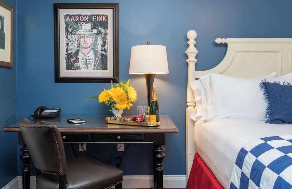 The Kendall Hotel at the Engine 7 Firehouse photo 81