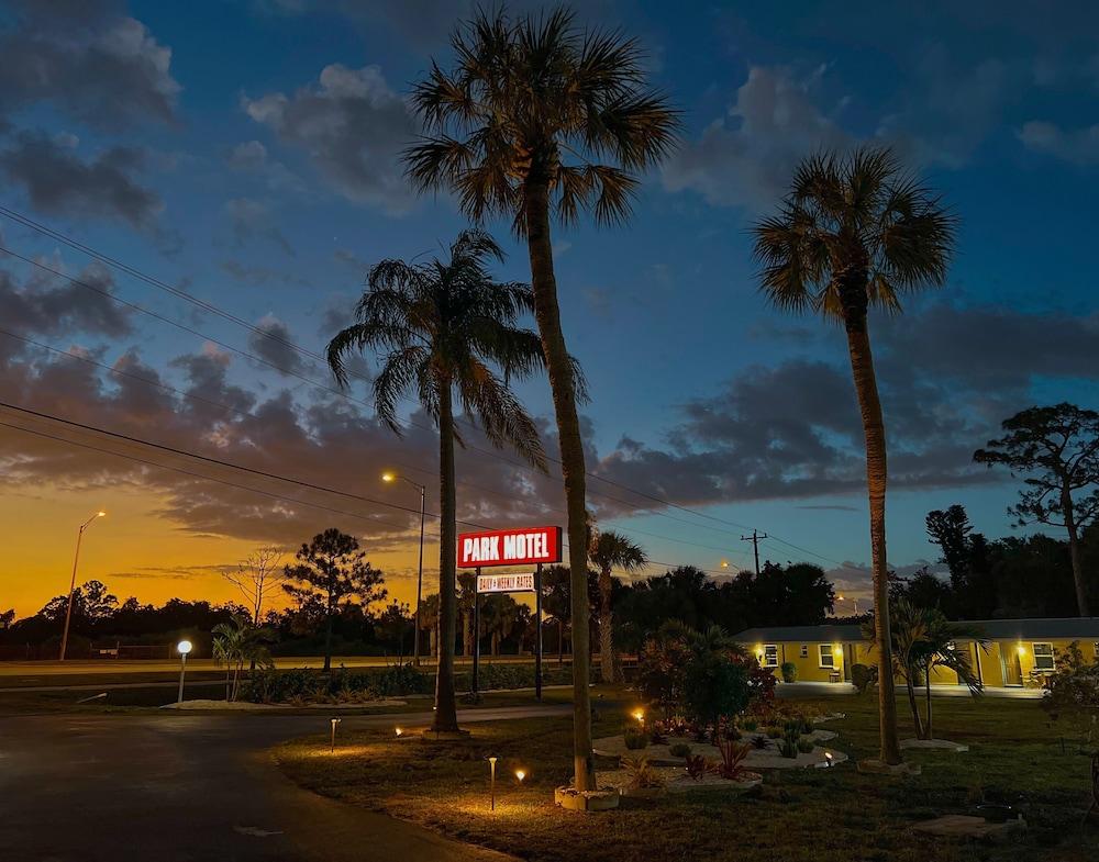 Park Motel photo 28