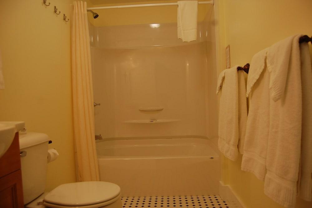 Cranmore Inn photo 77