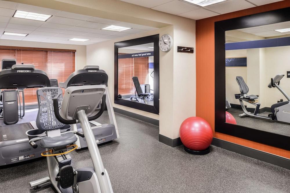 Hampton Inn Martinsburg photo 14
