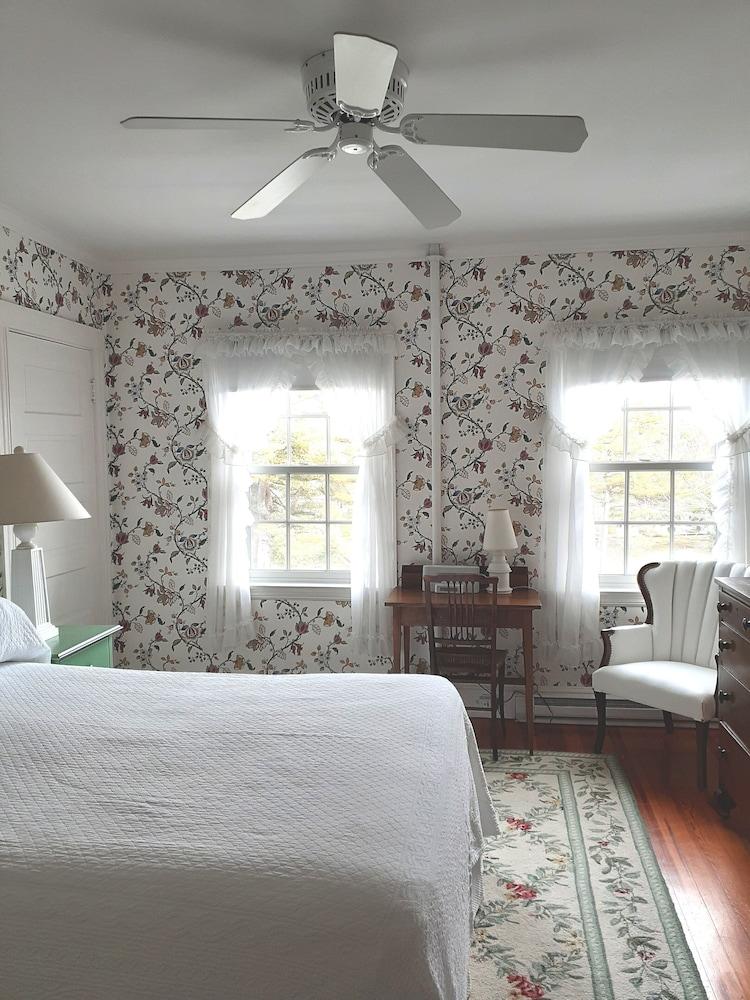 The Colony Hotel photo 31