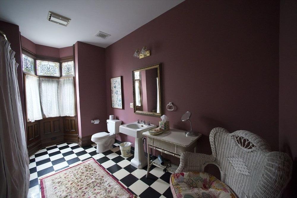 The Peter Herdic Inn photo 26