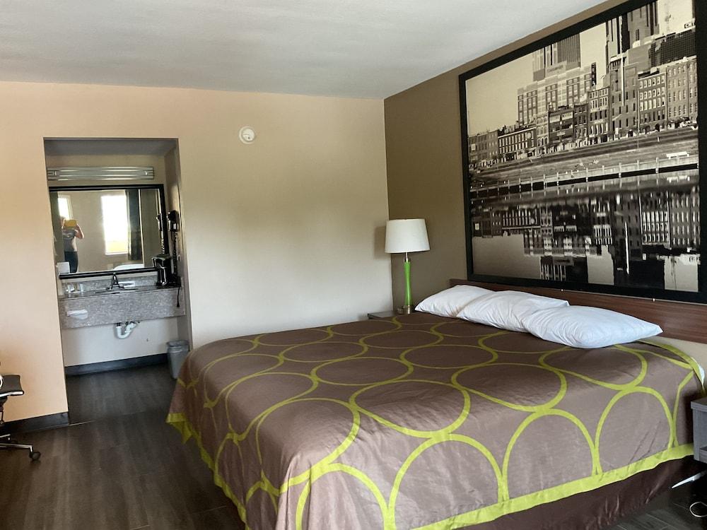 Super 8 by Wyndham Chattanooga/East Ridge photo 12