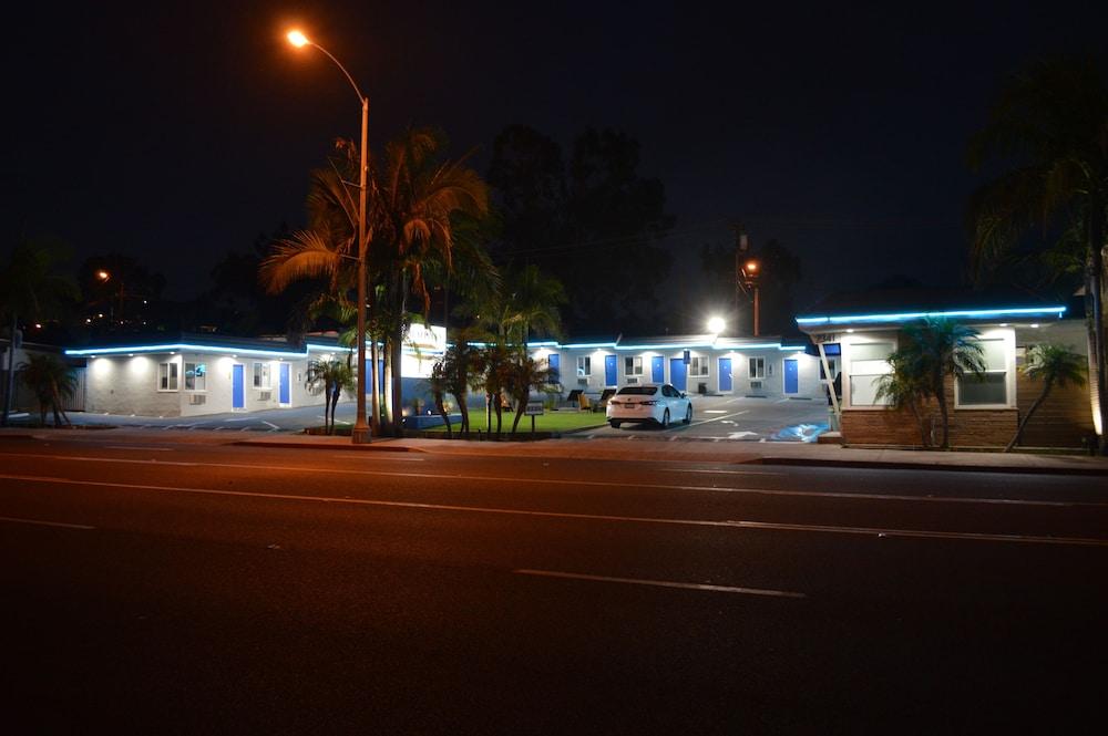 Calafia Inn photo 12