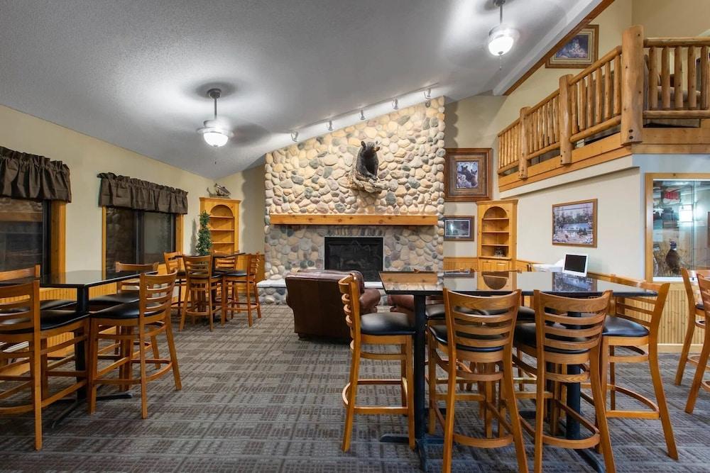 Quality Inn Ladysmith photo 9