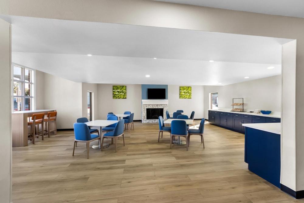 Park Inn by Radisson photo 37