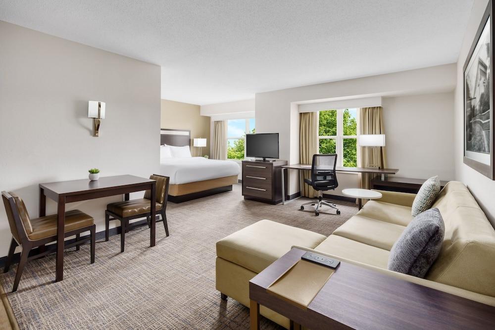 Residence Inn by Marriott Boston-Franklin photo 17