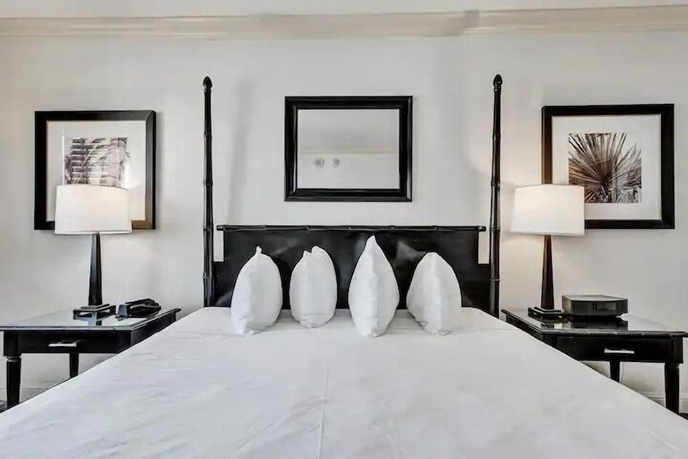 Private Residences at the Atlantic Resort and Spa photo 33