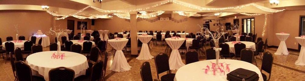 Northern Lights Inn Rugby photo 1