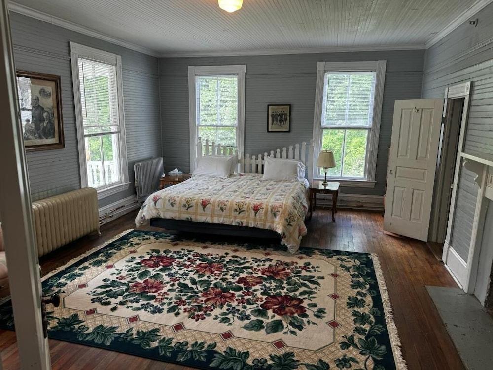 Balsam Mountain Inn photo 12