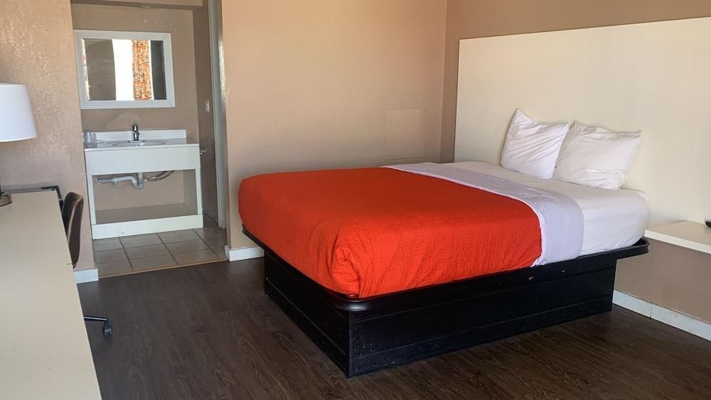 Hotel Eastin Riverwalk photo 8
