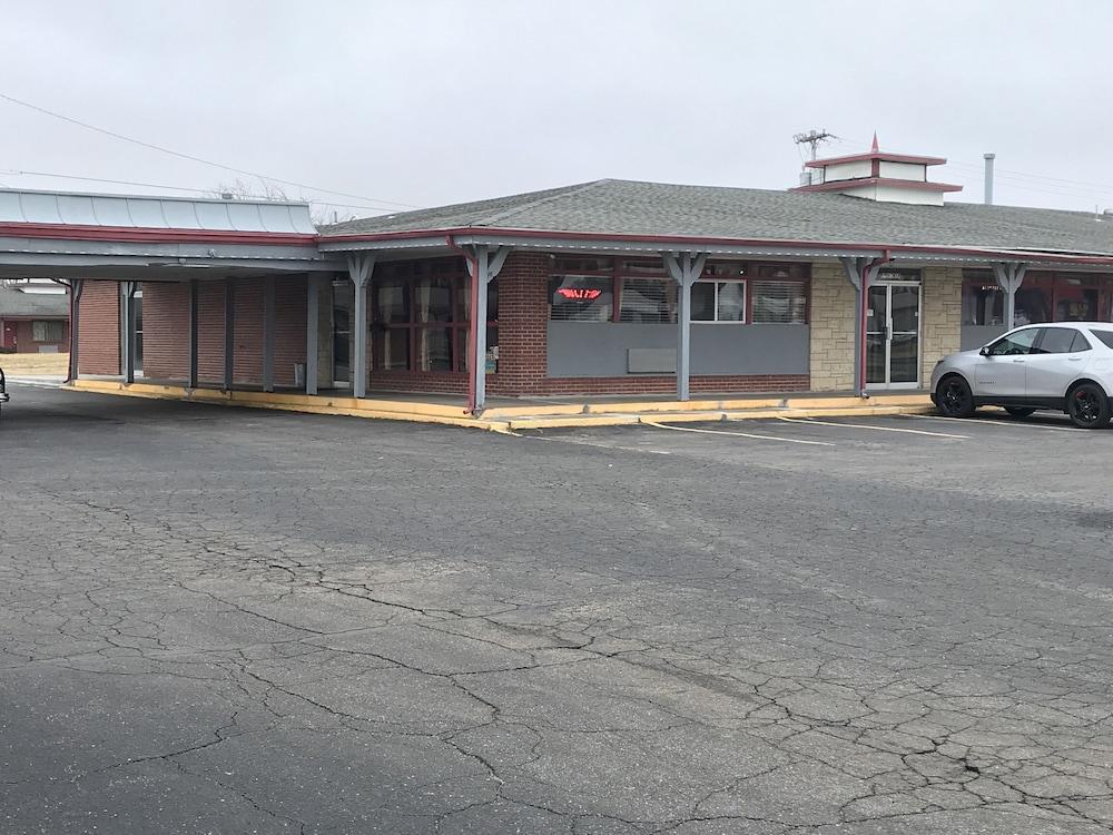 Village Inn photo 1