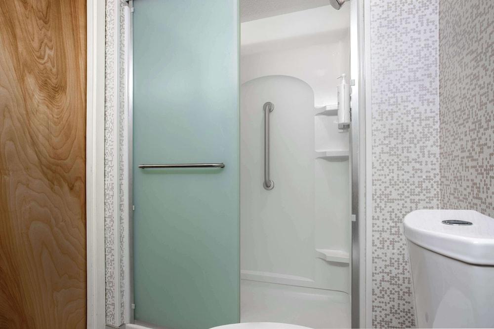 Home2 Suites by Hilton Gainesville Medical Center photo 18