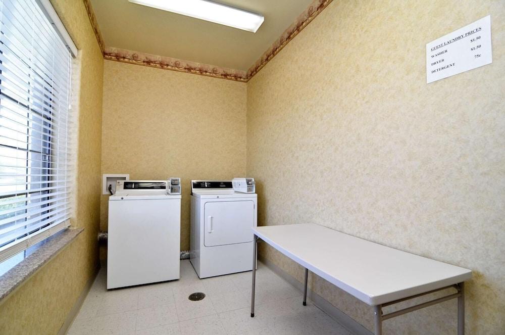 Quality Inn Perryton photo 11