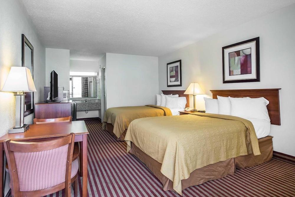 Quality Inn Madison photo 13