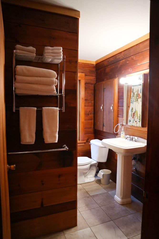 Au Sable Riverview Resort photo 32
