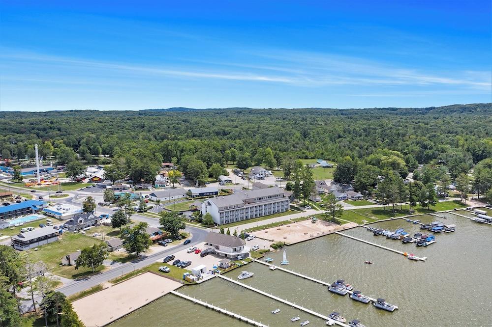 Dunes Waterfront Resort photo 59