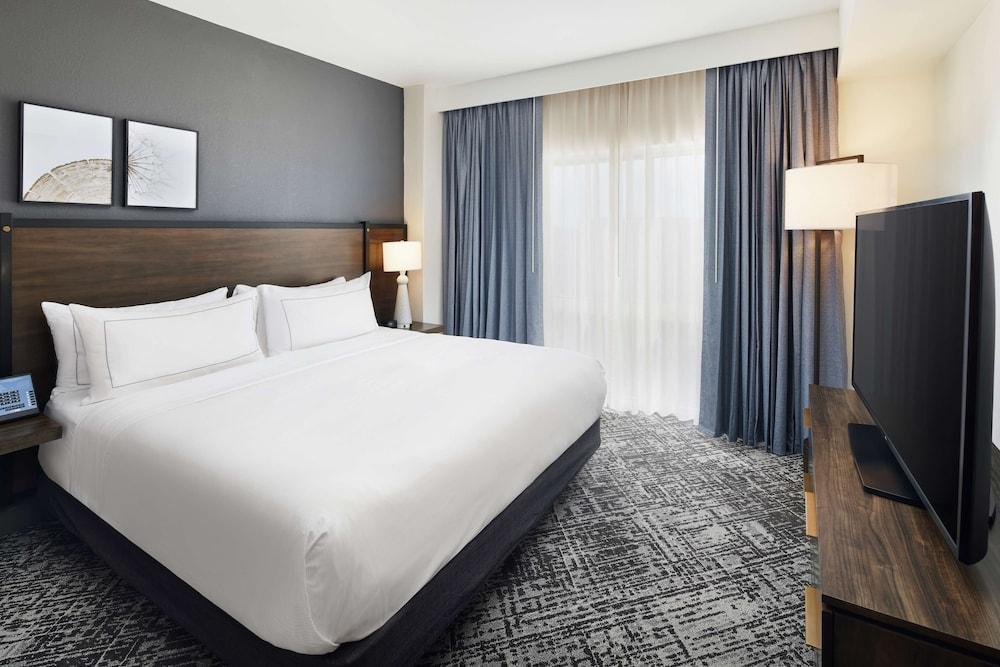 Hilton Charlotte Airport photo 44