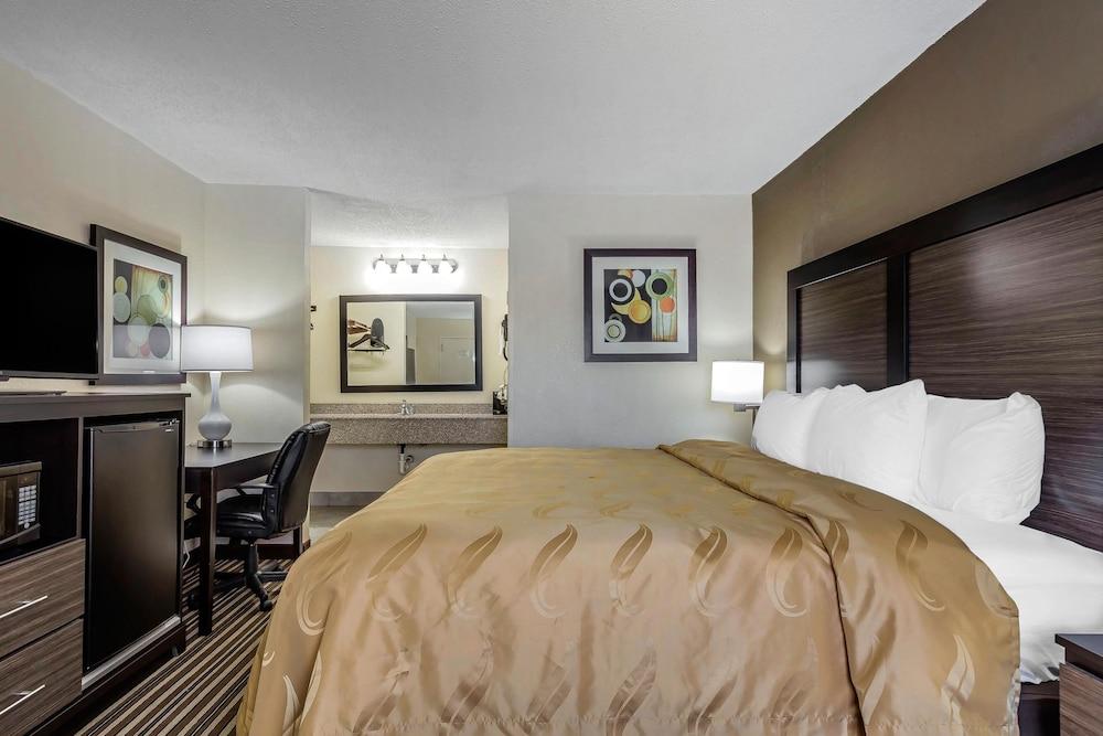 Quality Inn Pinehurst Area photo 20