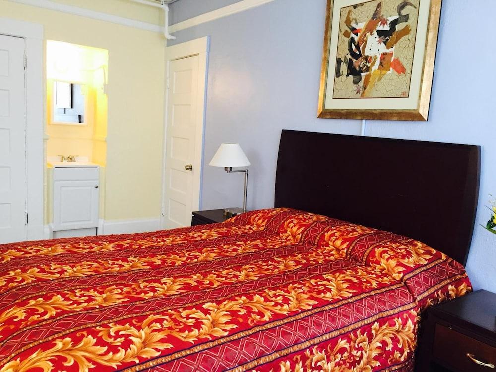 Aldrich Hotel photo 18