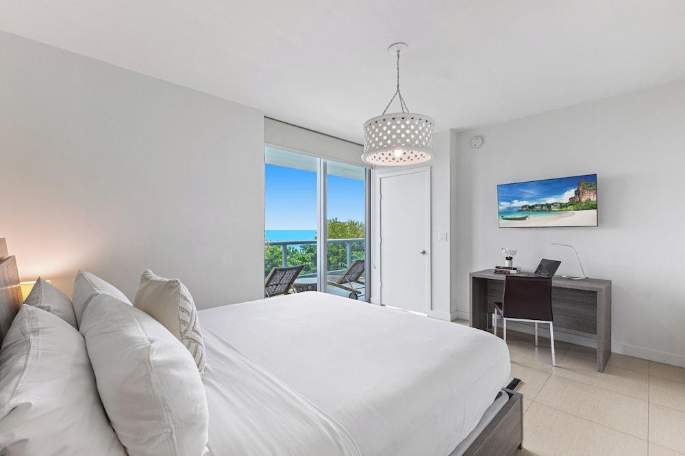 Dharma Home Suites Miami at Monte Carlo photo 15