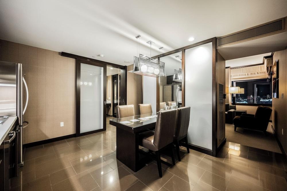 StripViewSuites at Vdara photo 51