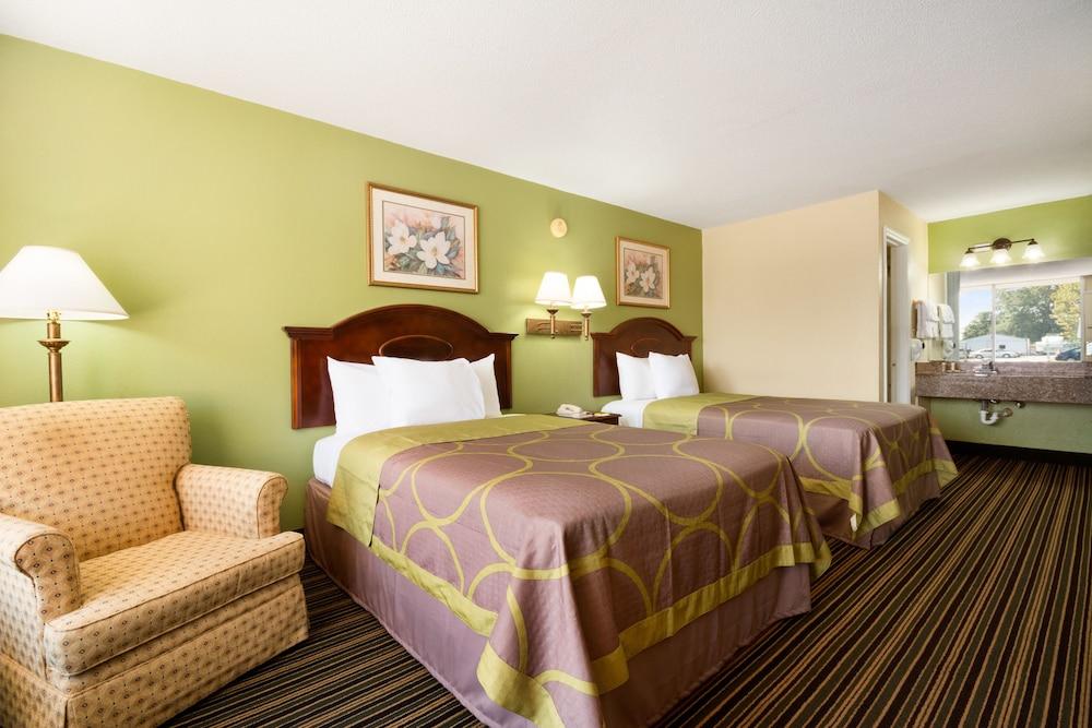 American INN of Orangeburg photo 5