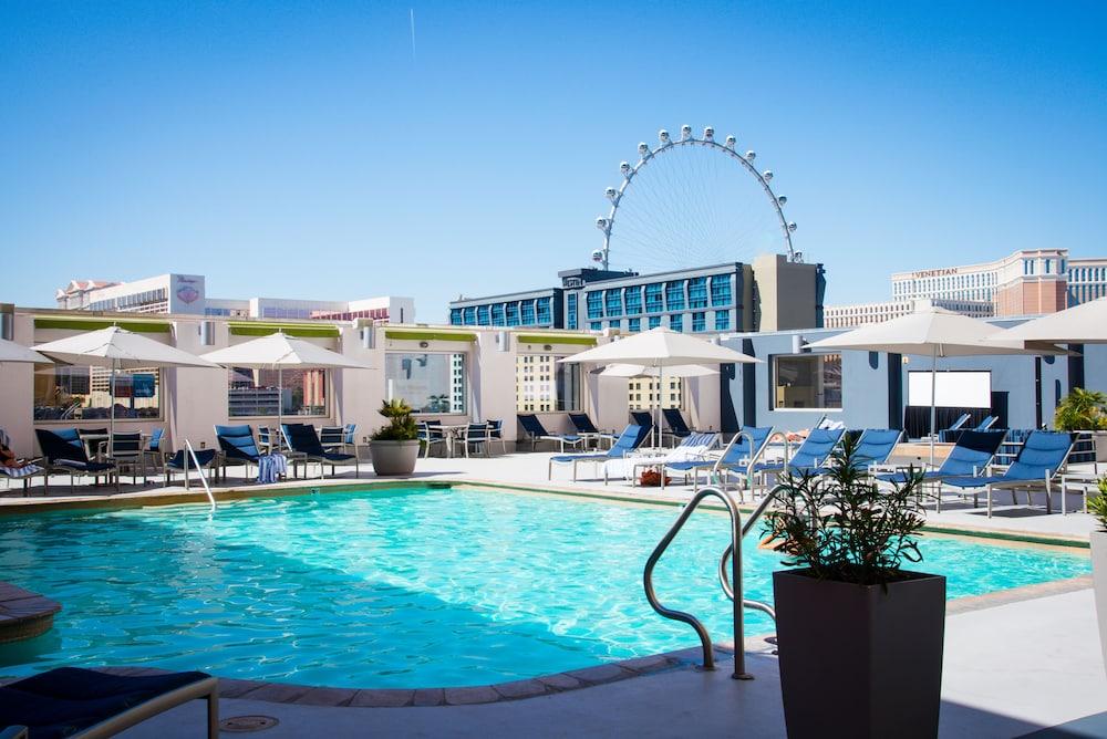 The Platinum Hotel photo 50